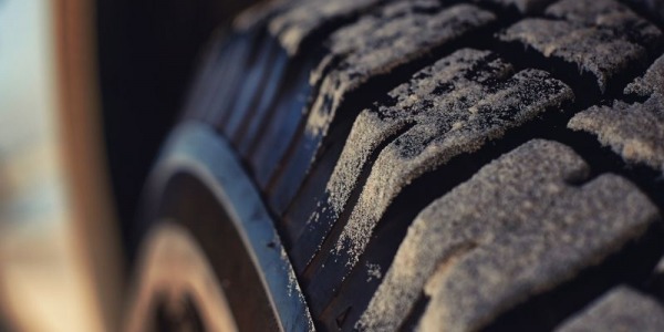 ¿Cuál es la manera correcta de cuidar sus neumáticos?